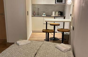 Refurbished apartment in the Old Town, steps from the beach - Foto 2