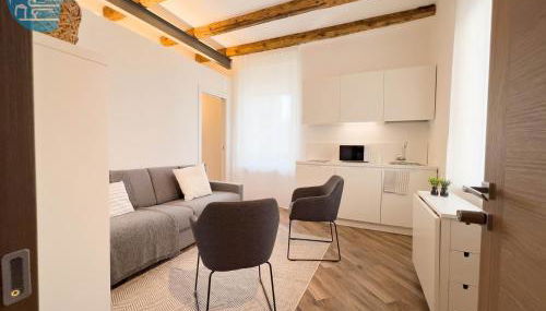 Basovizza 3 Alessandro Tirabora Short Rent - Foto 1