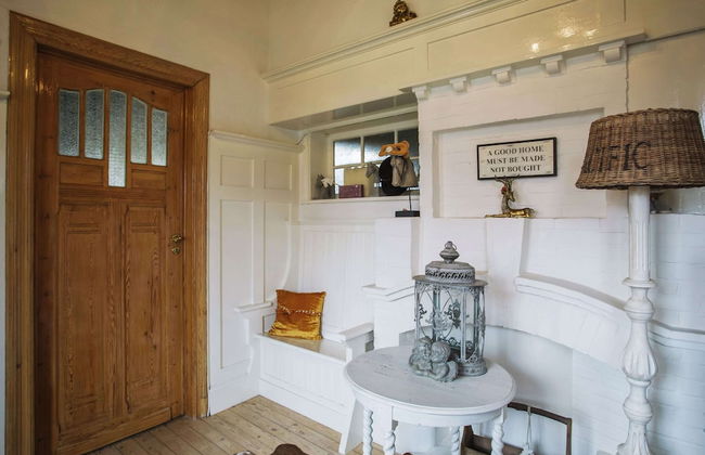 Beautiful Villa Near the Sea - Photo 3