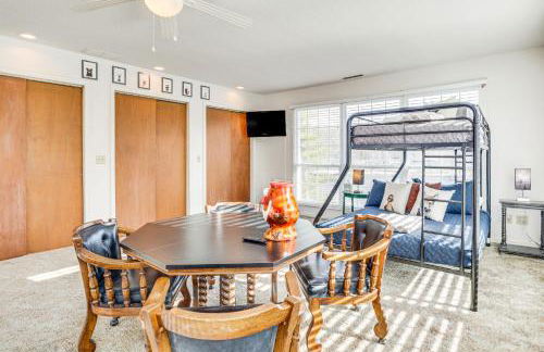 Lake of the Ozarks Haven with Decks, Dock and Kayaks! - Foto 34