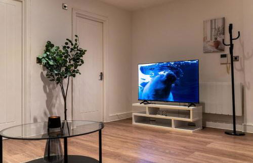 Apt Croydon, 1 Min walk to Train - Foto 6