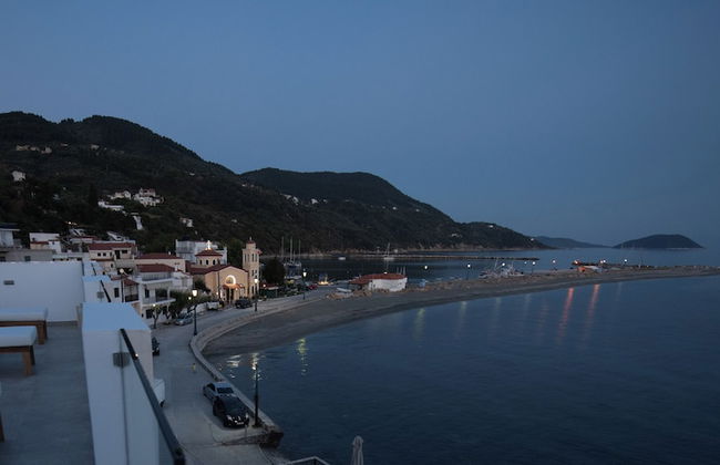 Flisvos Beachfront Apartments - Foto 41