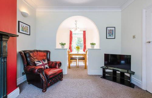 3 BR Property in Prestwich 15 mins from Manchester City Centre Garden Free parking Superfast WIFI Netflix - Foto 32