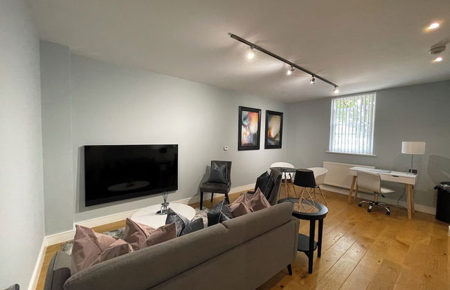 Luxurious Private One Bedroom Apartment - Foto 19