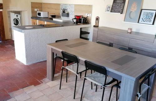 CHEZ LOLO Maison chaleureuse avec cheminée - Foto 11