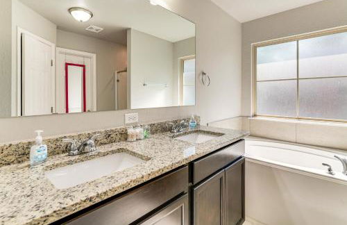 9 Mi to College Station Dog-Friendly Home with Yard - Foto 12