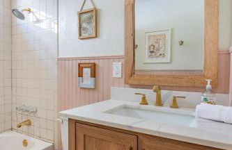 Light & Airy by Coastline Vacation Rentals - Photo 25