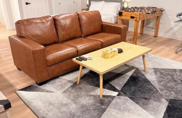 Huge Private Suite with Pool Table, Sauna & Fire Pit - Foto 18