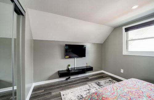 Elegant 4 Bedroom Home with Office and Parking. - Foto 29