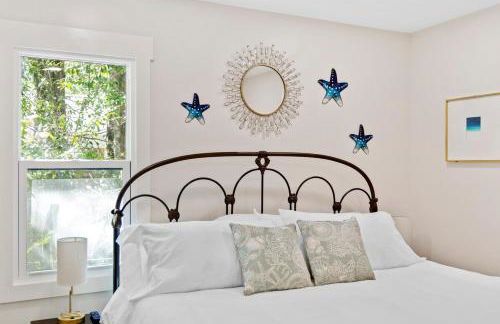 Cozy Coastal Cottage - Foto 32