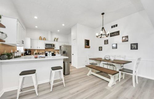 Spacious 3BR Retreat Near Katy's Top Attractions - Foto 9