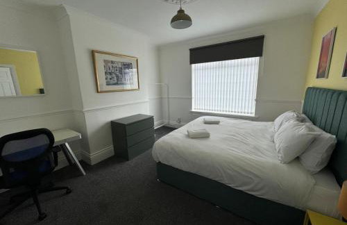 Comfortable 3BR Stay Perfect for 6 Guests - Foto 14