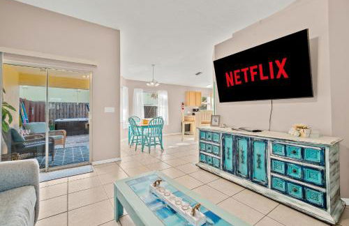 Sunset Serenity - 3BR Beach Townhome with outdoor patio - NEW HOT TUB, Steps to Ocean Fun! - Foto 7
