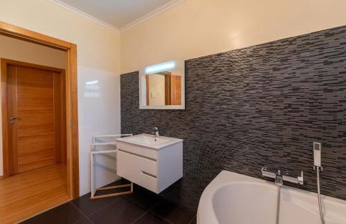 Cristina Grand - Foto 17