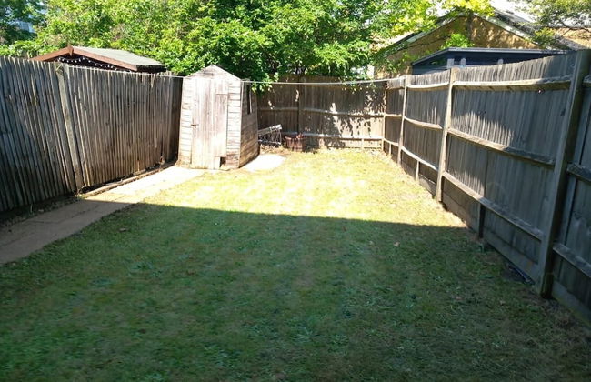 Cosy 1-bed Studio in Northolt - Foto 18