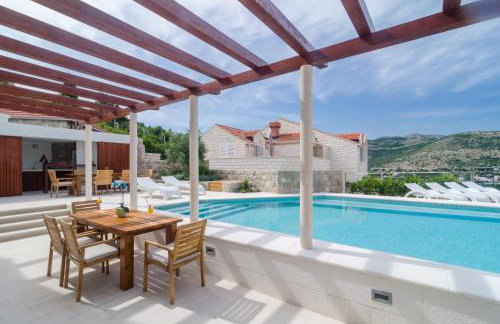 Modern Luxury Villa with Swimming Pool - Bayside View - Foto 1