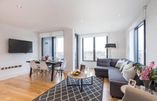 Portobello Apt with Floor-to-Ceiling Views - Foto 1