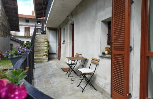 Dimora 5 laghi -A due passi dal Lago Sirio - Photo 18