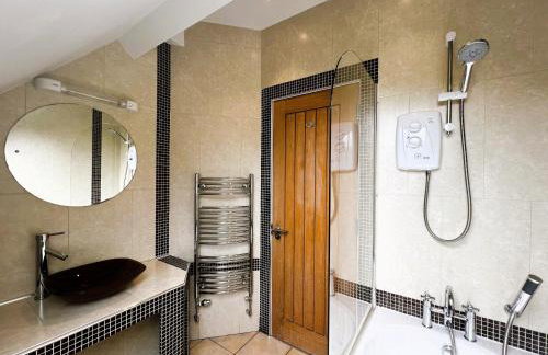 6 Shanklin Manor - family friendly apartment in Shanklin Old Village - Photo 34