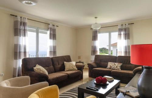 Costa's Guest House - Photo 6