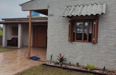 Casa Família Mattos - Foto 1