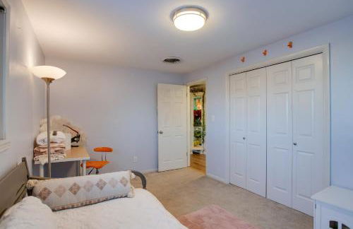 2 Mi to Old Town Pet-Friendly Home Base in Arvada - Foto 21