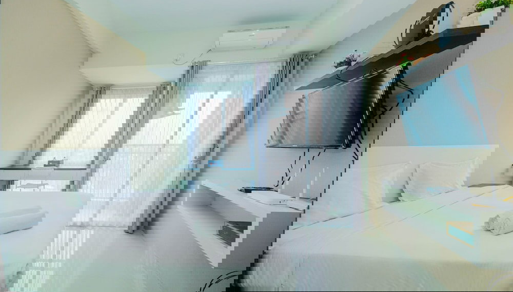 Modern And Comfy Studio Apartment Grand Dhika City - Foto 1, Habitación