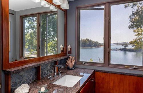 SPECTACULAR OCEANFRONT ON BOSTONs SCENIC NORTH SHORE - Foto 15