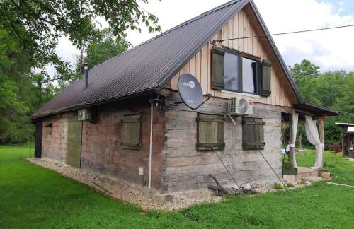 Kuća za odmor uz rijeku Utinju - Foto 33