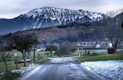 The green fee close to the Golf course and 5 minutes from the lake - Foto 38