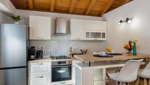 PERLA - small comfy house with the terrace - Foto 3