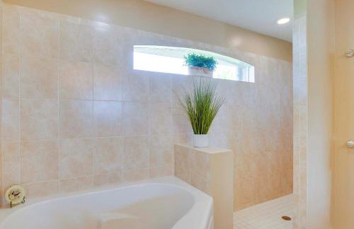 Saltwater Pool and Gas Grill Cape Coral Oasis! - Foto 20