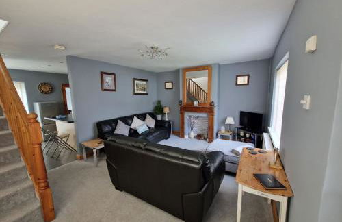 Viaduct View - Cefn Coed - Photo 12