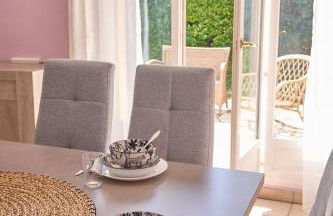 Maison spacieuse avec jardin - Photo 1