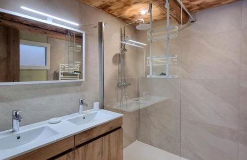 Gîte de charme à Usson-en-Forez avec bain nordique et confort haut de gamme - FR-1-496-359 - Foto 10