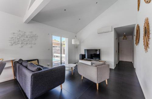 La villa Sirelis piscine et spa - Photo 12