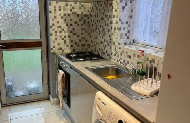 Five Oaks House- Entire 3 Bedroom House for Family & Contractors with up to 5 sleep- NO PARTIES ALLOWED - Foto 37