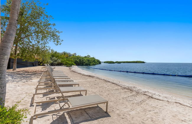 Two Bedroom Residence With Balcony - Foto 6