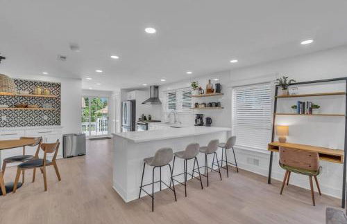 Brand New Bradley Park Beach House - Foto 12