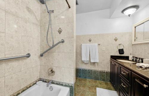 Large 12 Guest Home w Pool, Hollywood FL - Foto 2