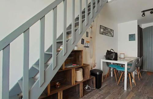 Studio Mezzanine Lumineux avec Wifi, Idéalement Situé, 4 Couchages, à 250m de la Plage et du Port - FR-1-224B-99 - Foto 9