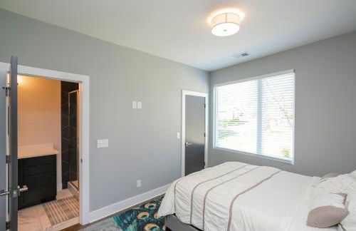 Luxury Townhome Skyline Views Mins To DT - Foto 50