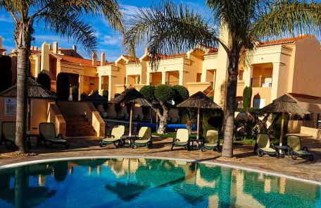 Luxury 3-bedroom apartment at high-end Praia da Luz - Photo 33