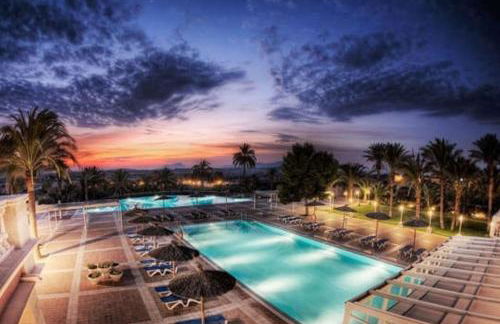 La casica de madera con Jacuzzi exterior y barbacoa - Foto 8