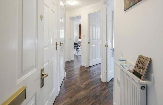 2 Bed Apartment Sleeps 5 - Wifi, Free Parking - Photo 21