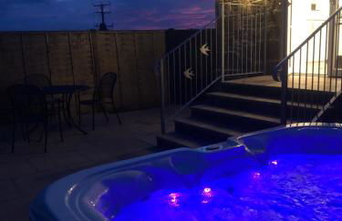 Swallow's Nest, farm get away with hot tub - Foto 16