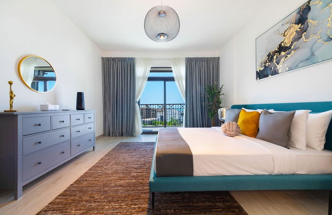 Maison Privee - Exclusive Luxury 3BR Apt with scenic views of Burj Al Arab - Foto 2