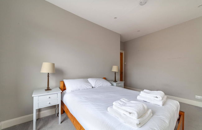 Modern 2-bed Flat in Shepherds Bush - Comfort & Style! - Foto 7