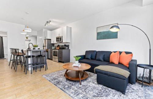 Cozy 2BR Retreat near Downtown - Foto 3