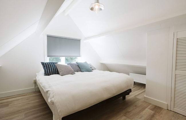 Modern Holiday Home With Spacious Garden and Terrace Suitable for 5 People - Foto 8